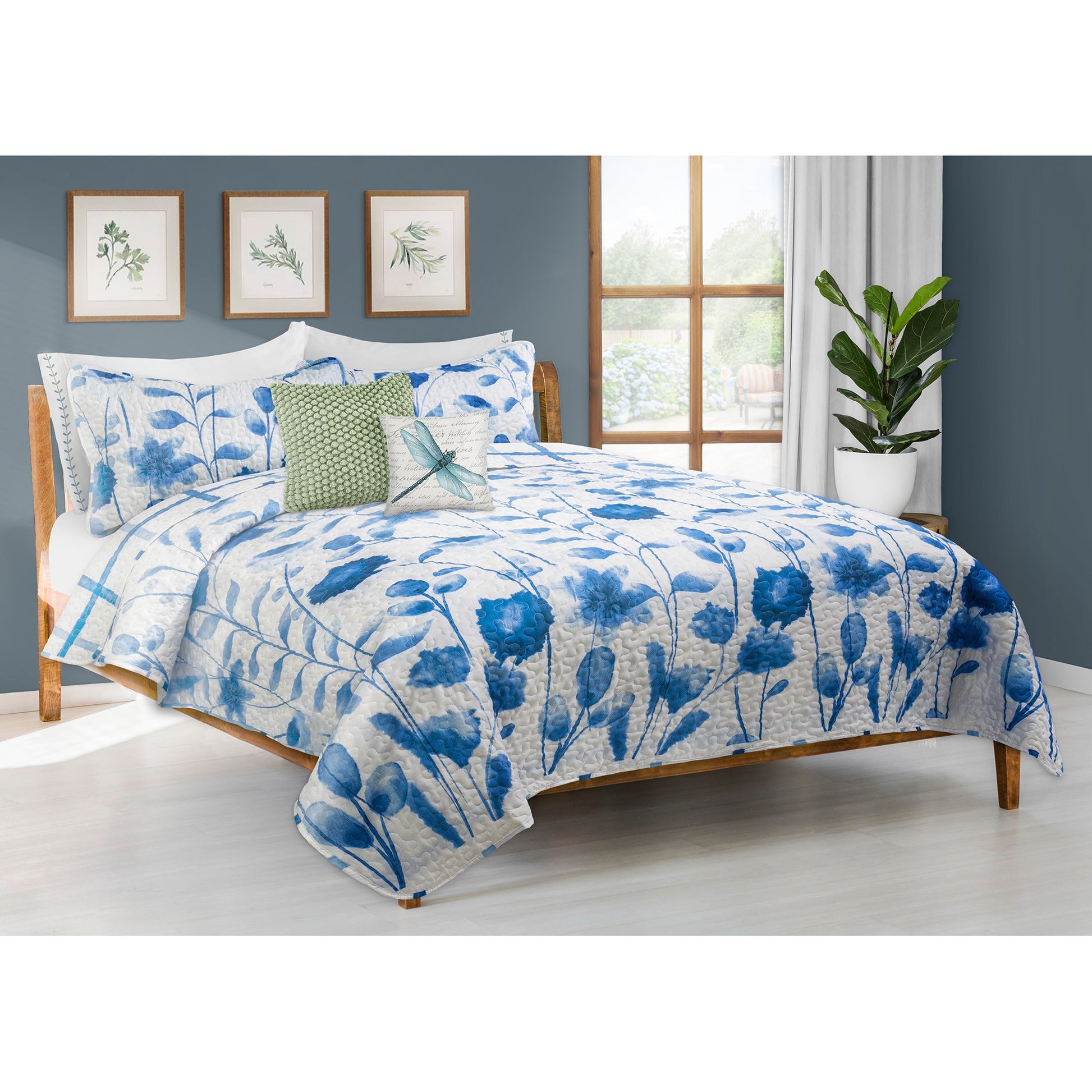 title:Safdie & Co. Quilt 3PC Set DQ Tivoli;color:Multi