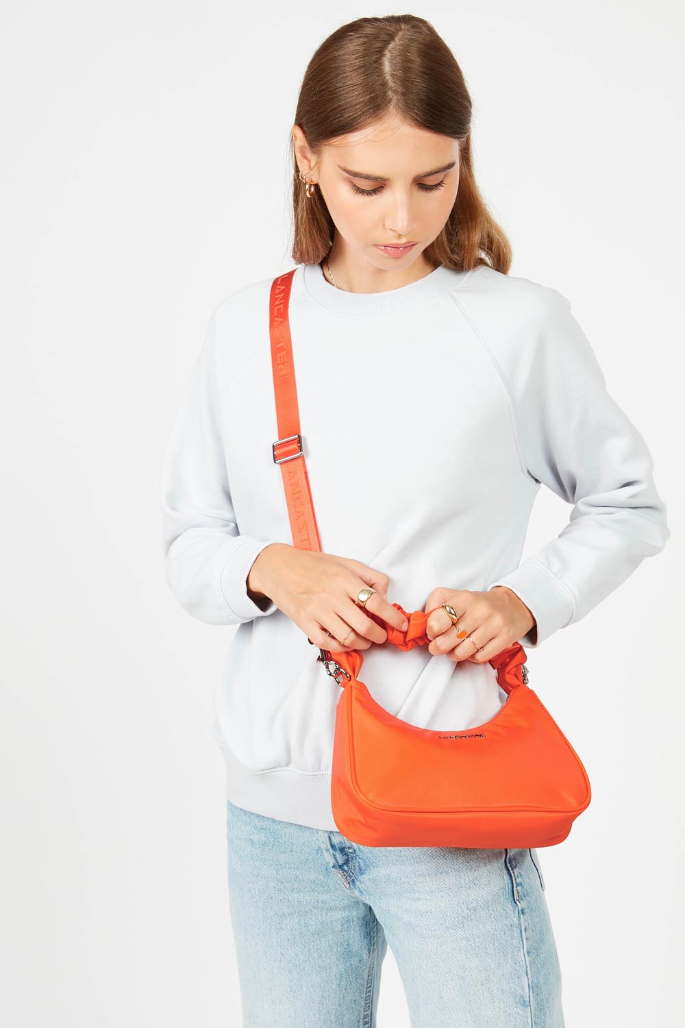 Basic Chouchou Baguette Bag - FutureBrandsGroup