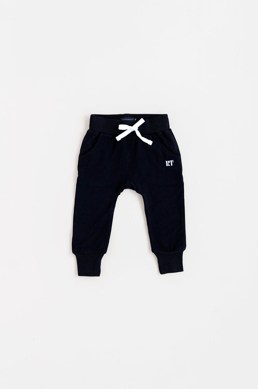 title:Snowboard Organic Jogger Set;color:Black