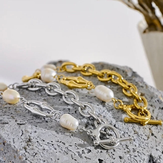 title:18K Gold-Plated Necklace with Freshwater Pearls & Toggle Clasp;color:Gold