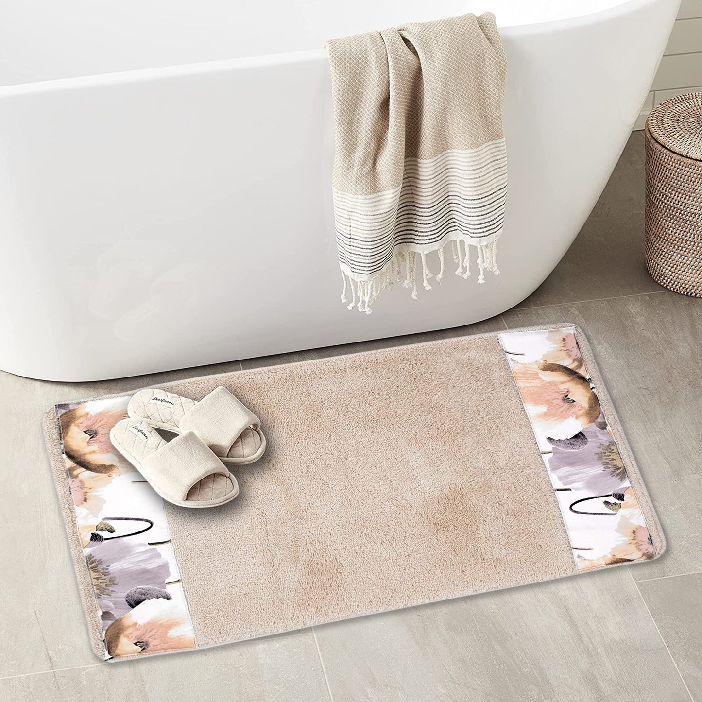 Zahari Home Bathroom Rug Classic Luxury Bath Rug Contemporary Decor Beautiful Shower Mat Unique Design Stylish Bathroom Rug Bath Shower Tub Decor Western Country