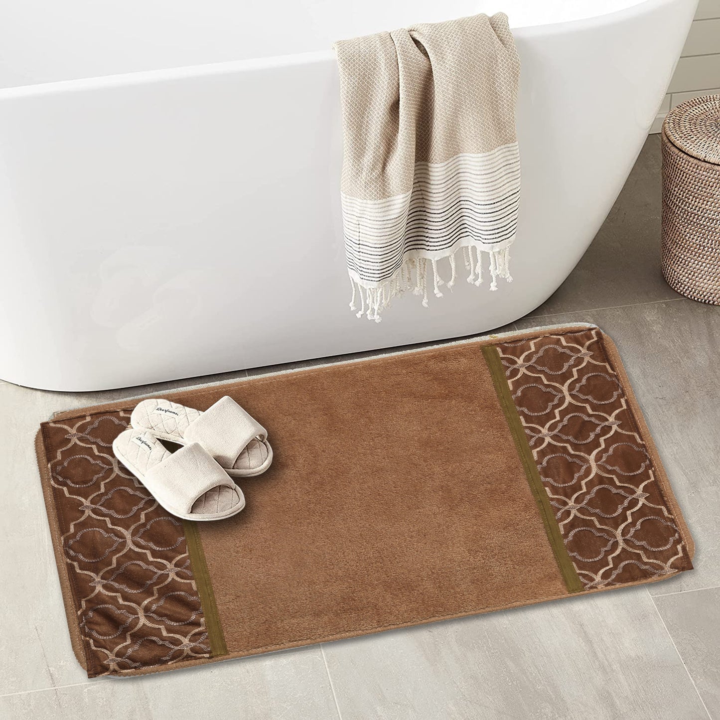 Zahari Home Bathroom Rug Classic Luxury Bath Rug Contemporary Decor Beautiful Shower Mat Unique Design Stylish Bathroom Rug Bath Shower Tub Decor Western Country