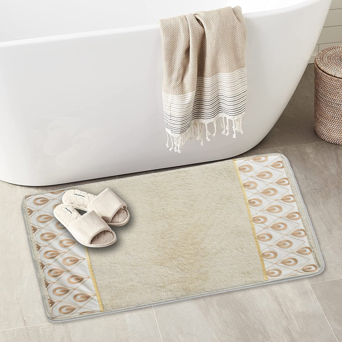 Zahari Home Bathroom Rug Classic Luxury Bath Rug Contemporary Decor Beautiful Shower Mat Unique Design Stylish Bathroom Rug Bath Shower Tub Decor Western Country