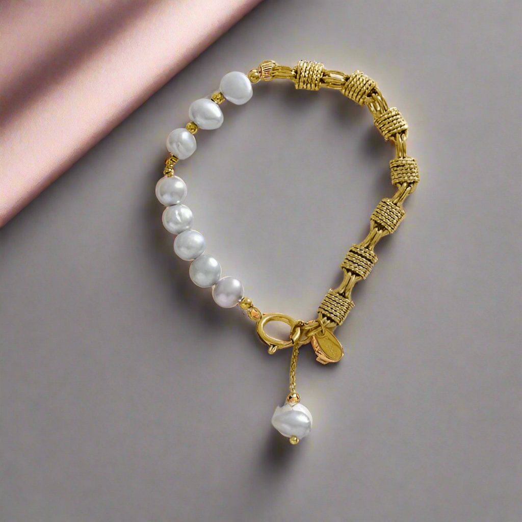 title:Demi Vintage Freshwater Pearl Bracelet;color:Gold