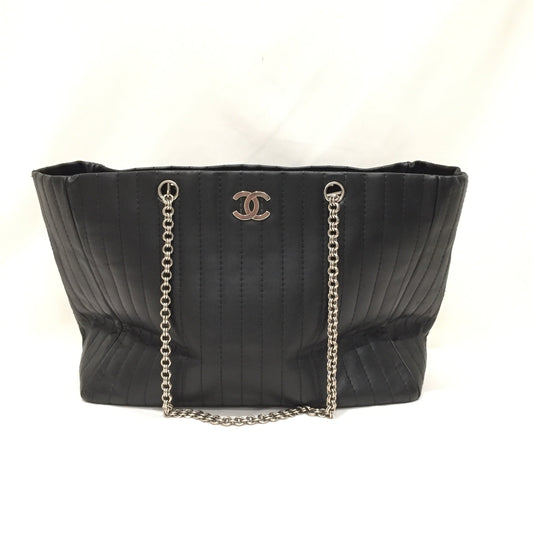 Pre-Owned Chanel Black Leather Chain Tote Sku# 80828