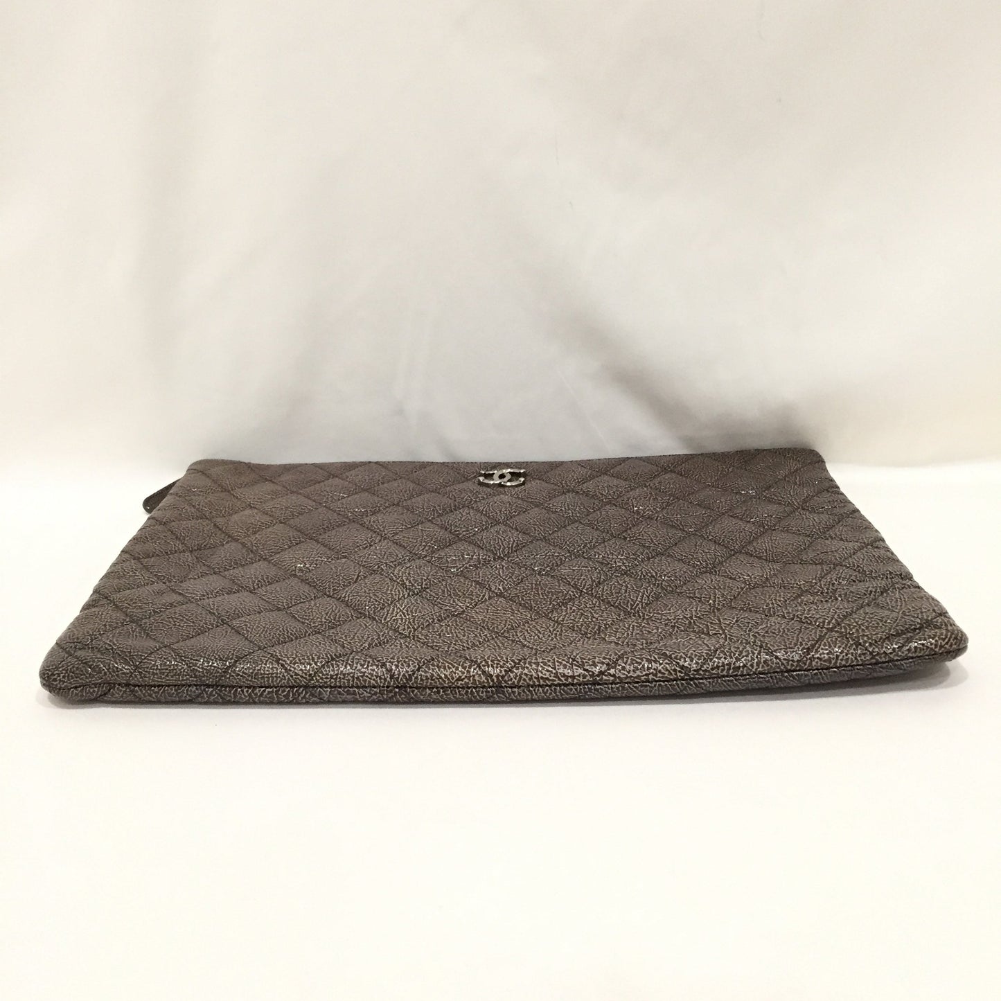 Pre-Owned Chanel Brown Matt Metallic Zippy Clutch Sku# 81396