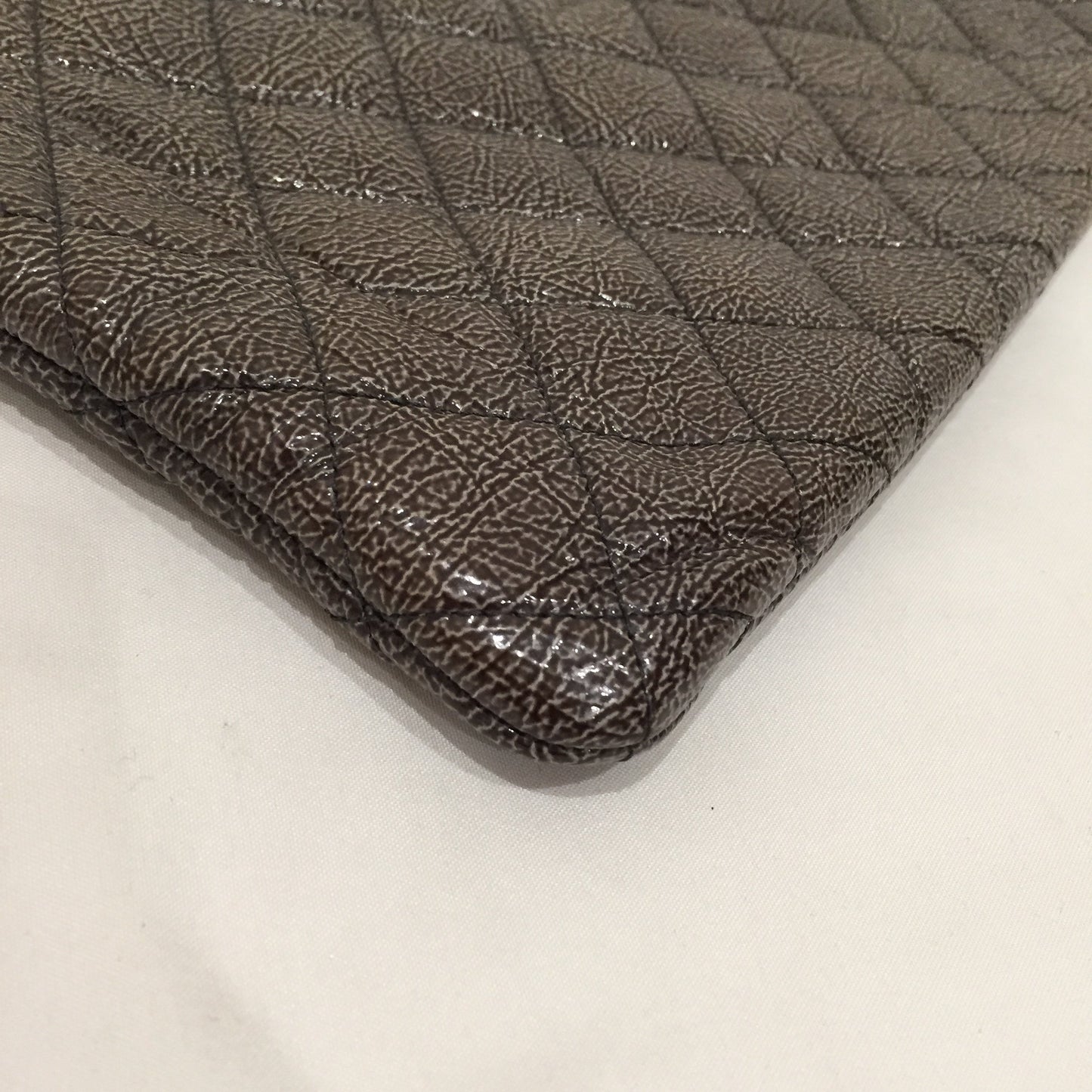 Pre-Owned Chanel Brown Matt Metallic Zippy Clutch Sku# 81396