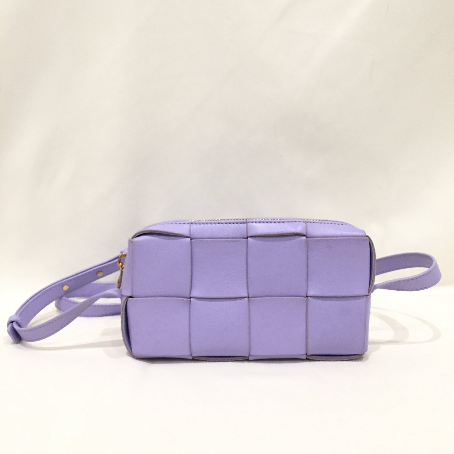 Pre-Owned Bottega Veneta Purple Leather Padded Zippy Crossbody Bag Sku# 81377