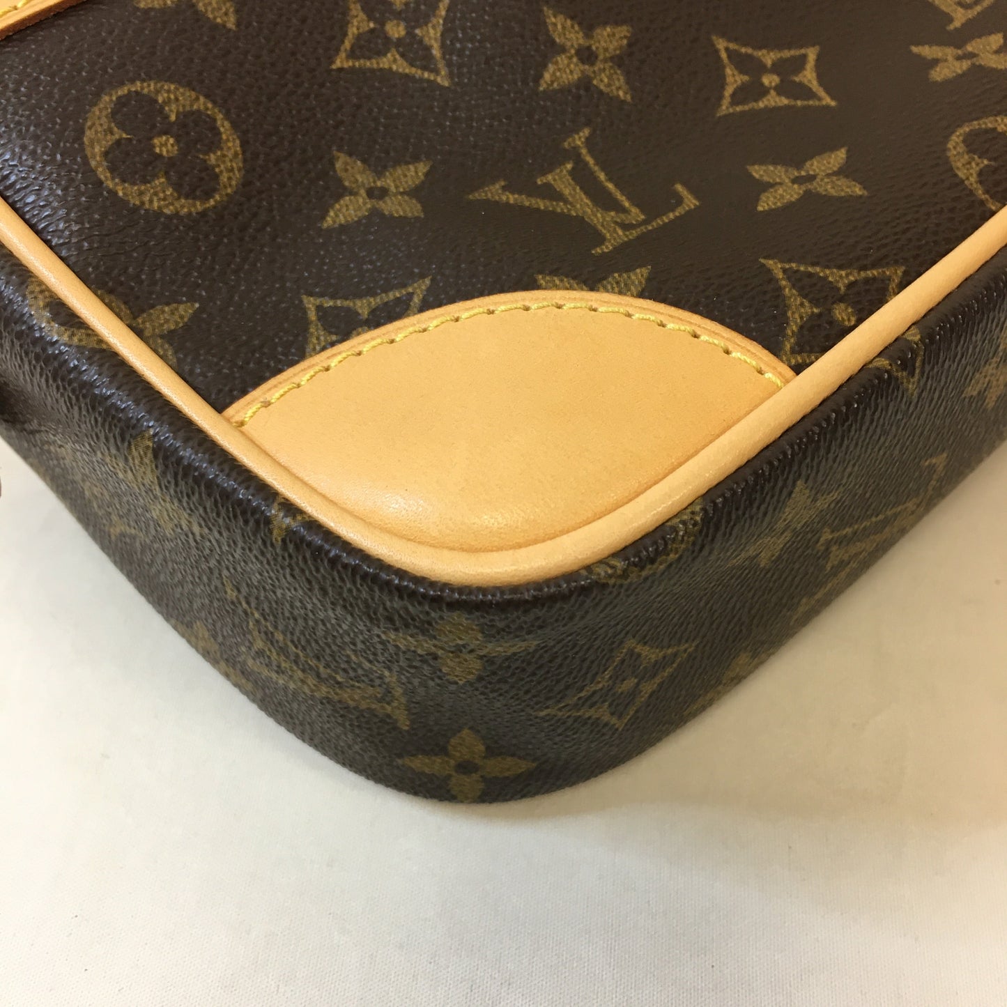 Pre-Owned Louis Vuitton Monogram Trocadero (generic straps include) Sku# 67941