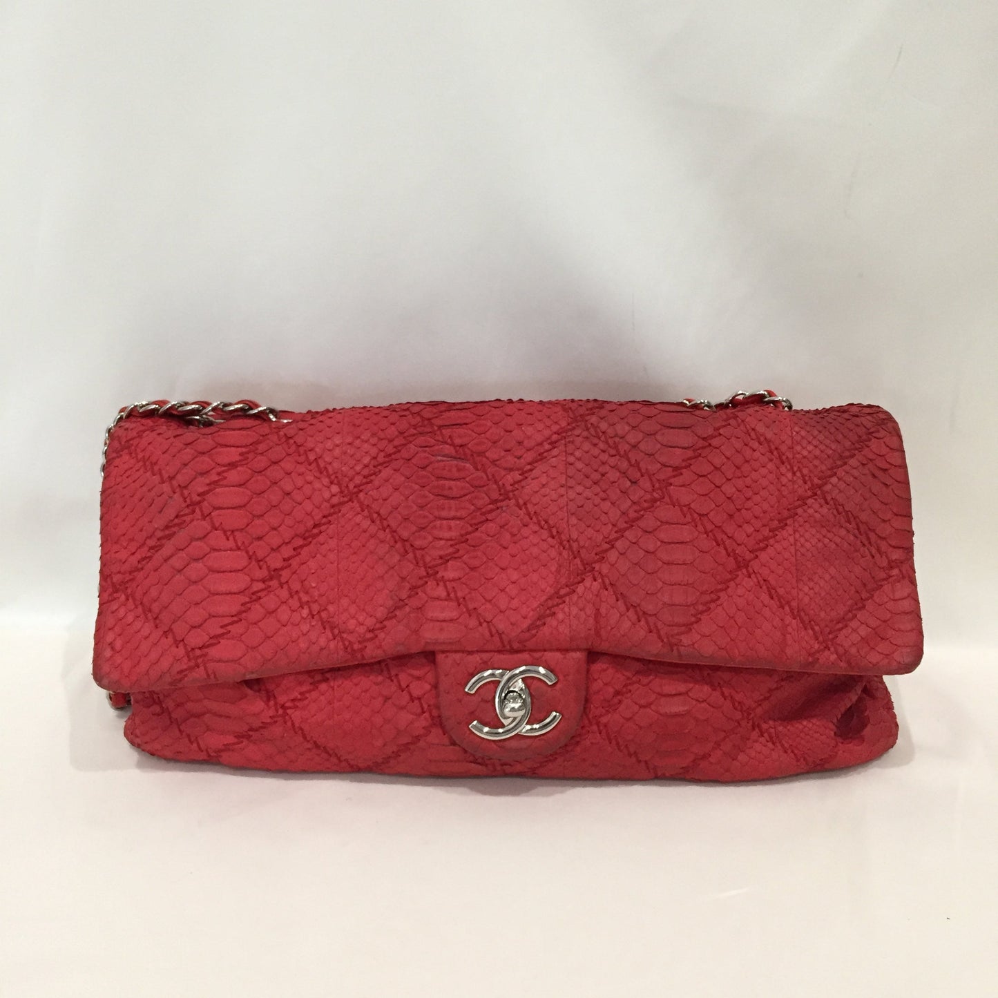 Pre-Owned Chanel Red Python Leather Quilted Chain Shoulder Bag Sku# 80999