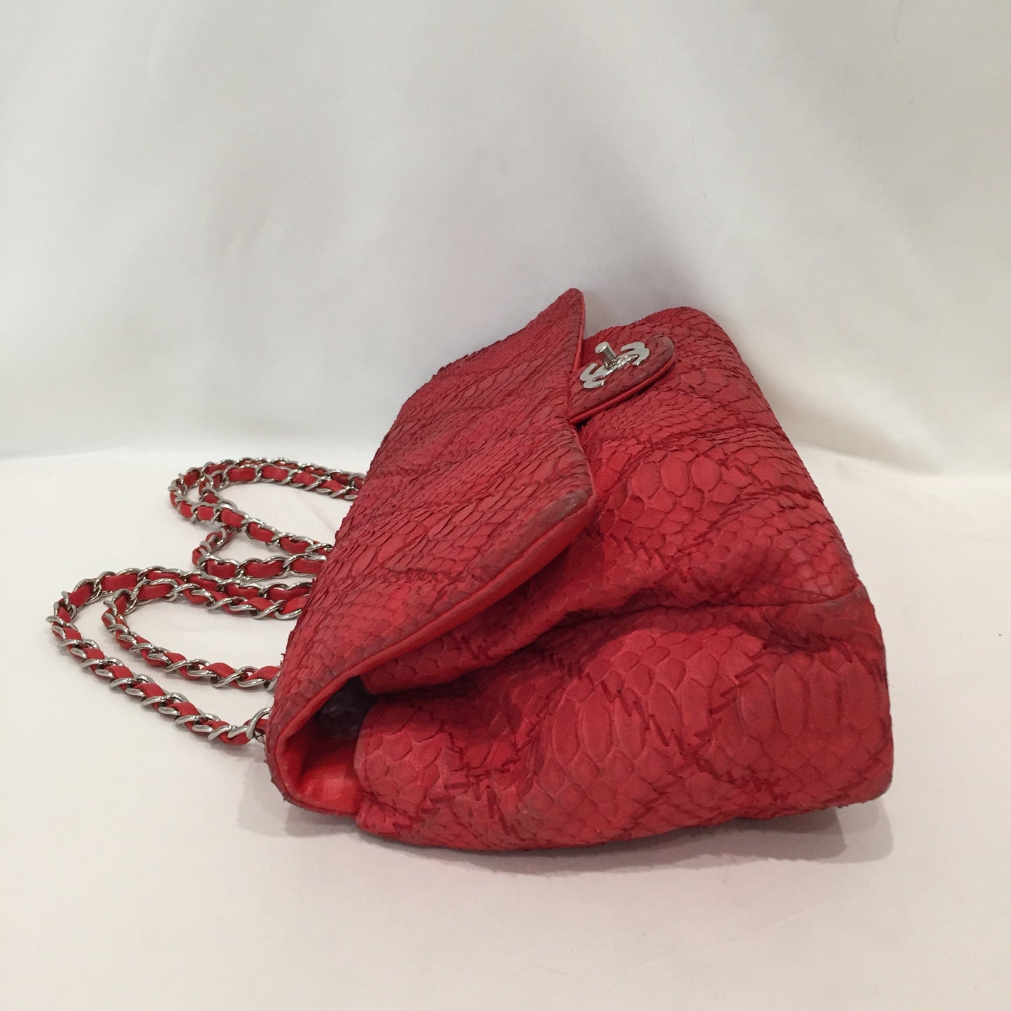 Pre-Owned Chanel Red Python Leather Quilted Chain Shoulder Bag Sku# 80999