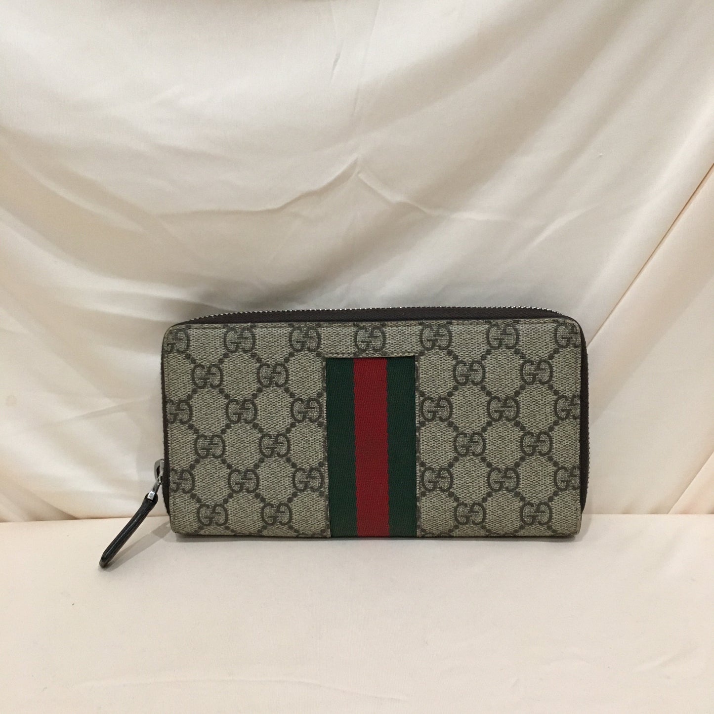 Pre-Owned Gucci GG Supreme Sherry Zip Around Long Wallet Sku# 74560