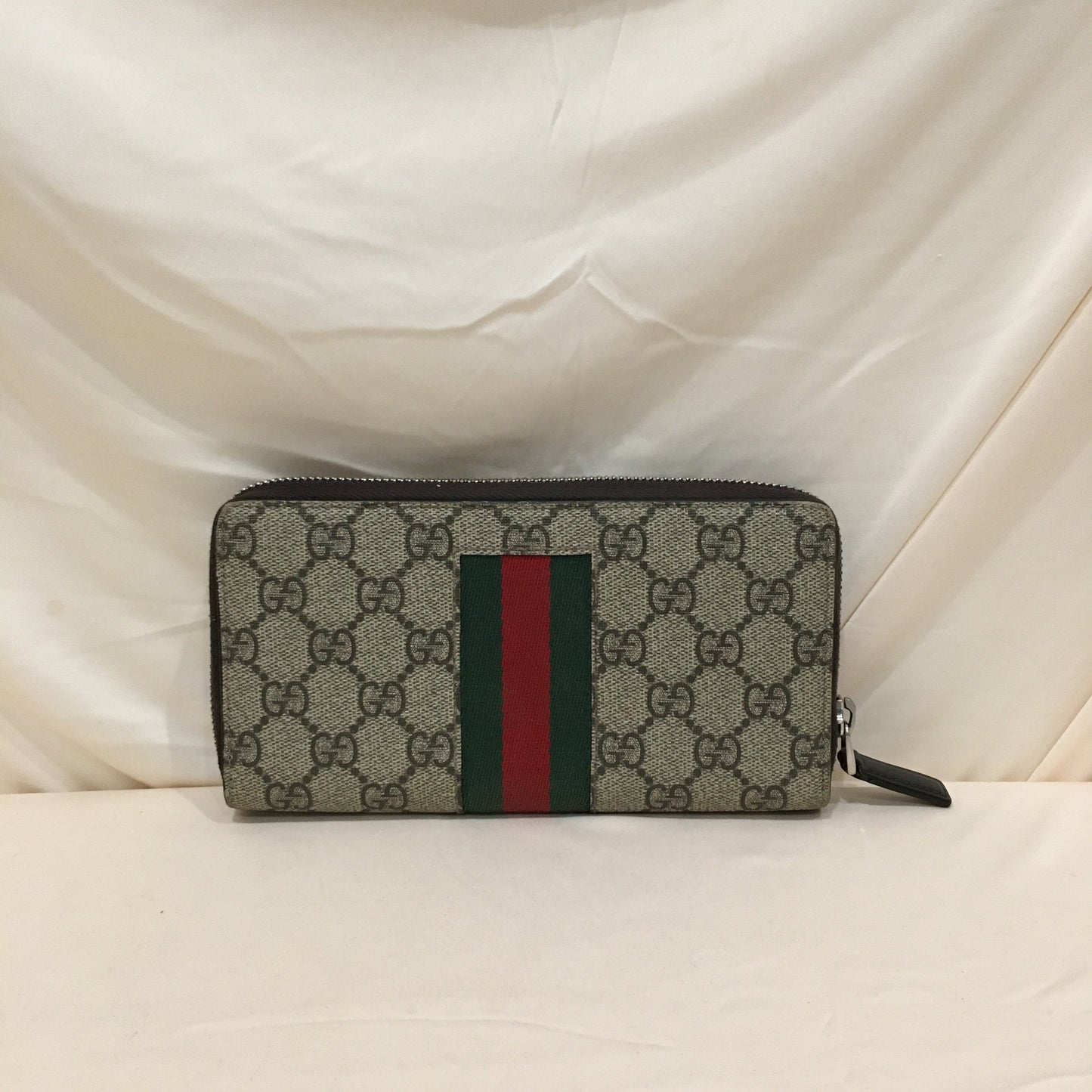 Pre-Owned Gucci GG Supreme Sherry Zip Around Long Wallet Sku# 74560