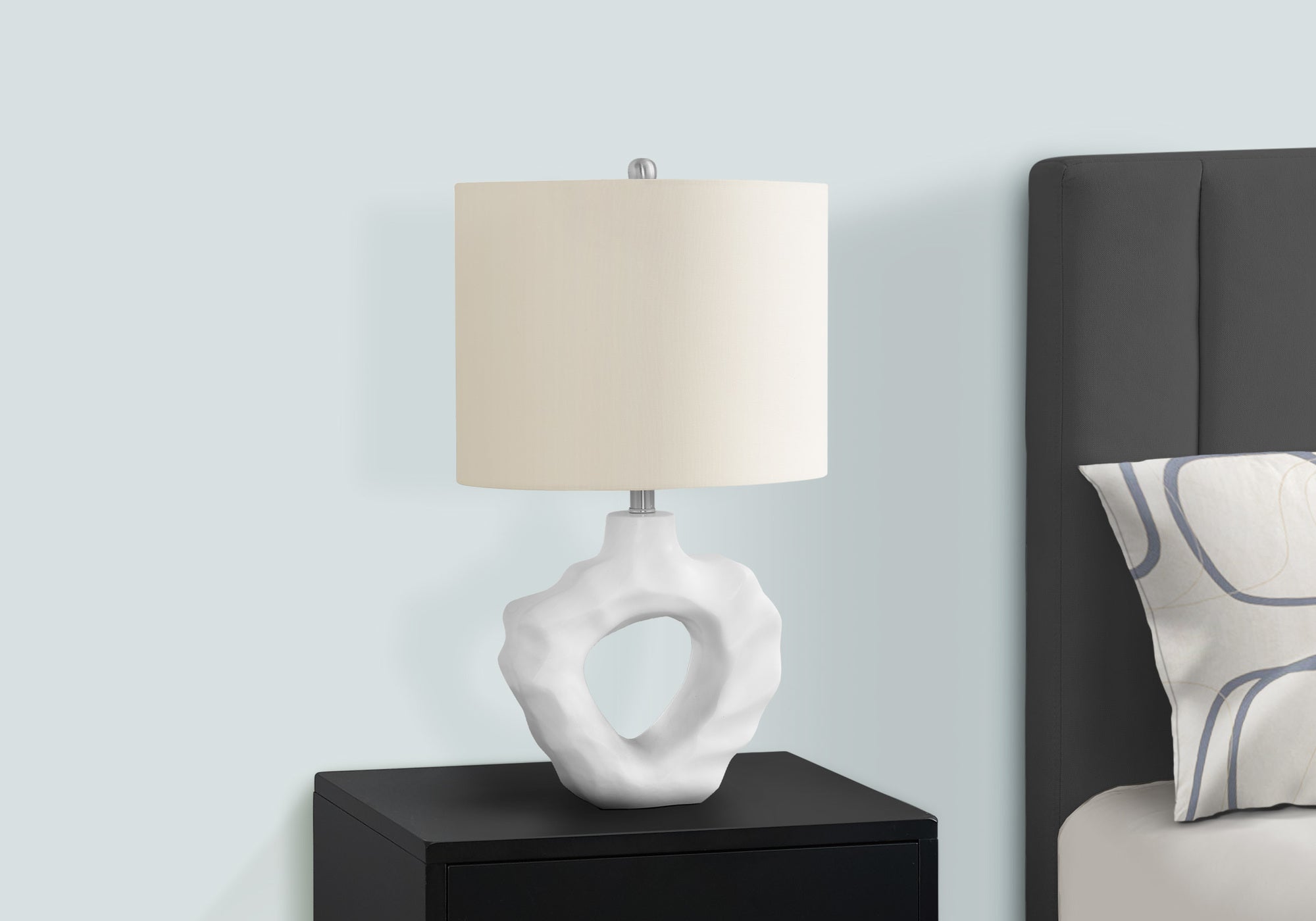 title:Lighting, 25"h, Table Lamp, Cream Resin, Ivory / Cream Shade, Modern;color:Cream