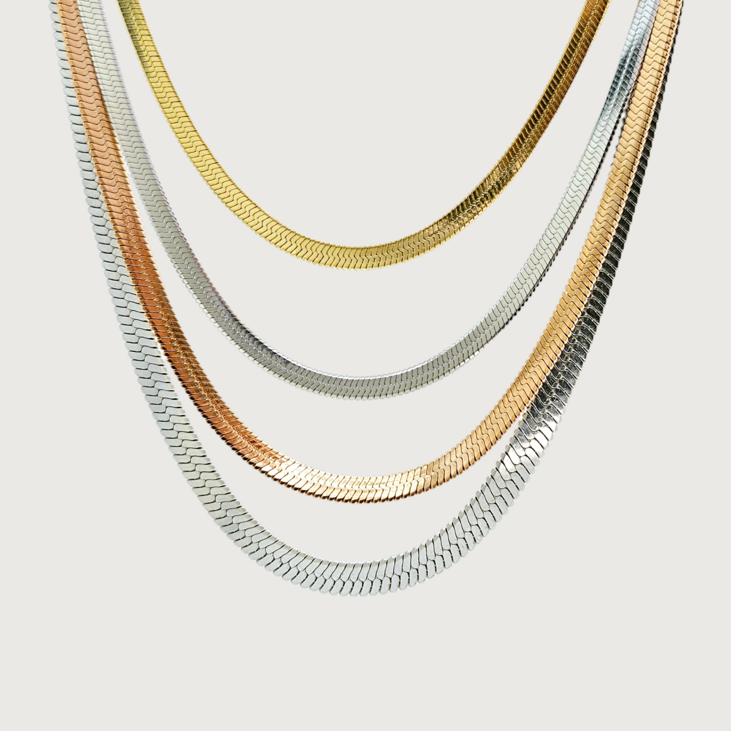 title:Bold Herringbone 5mm Chain Necklace;color:Gold