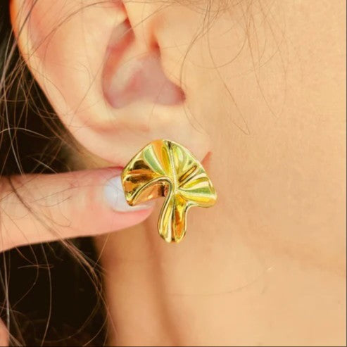 Modern Flower Stud Earrings