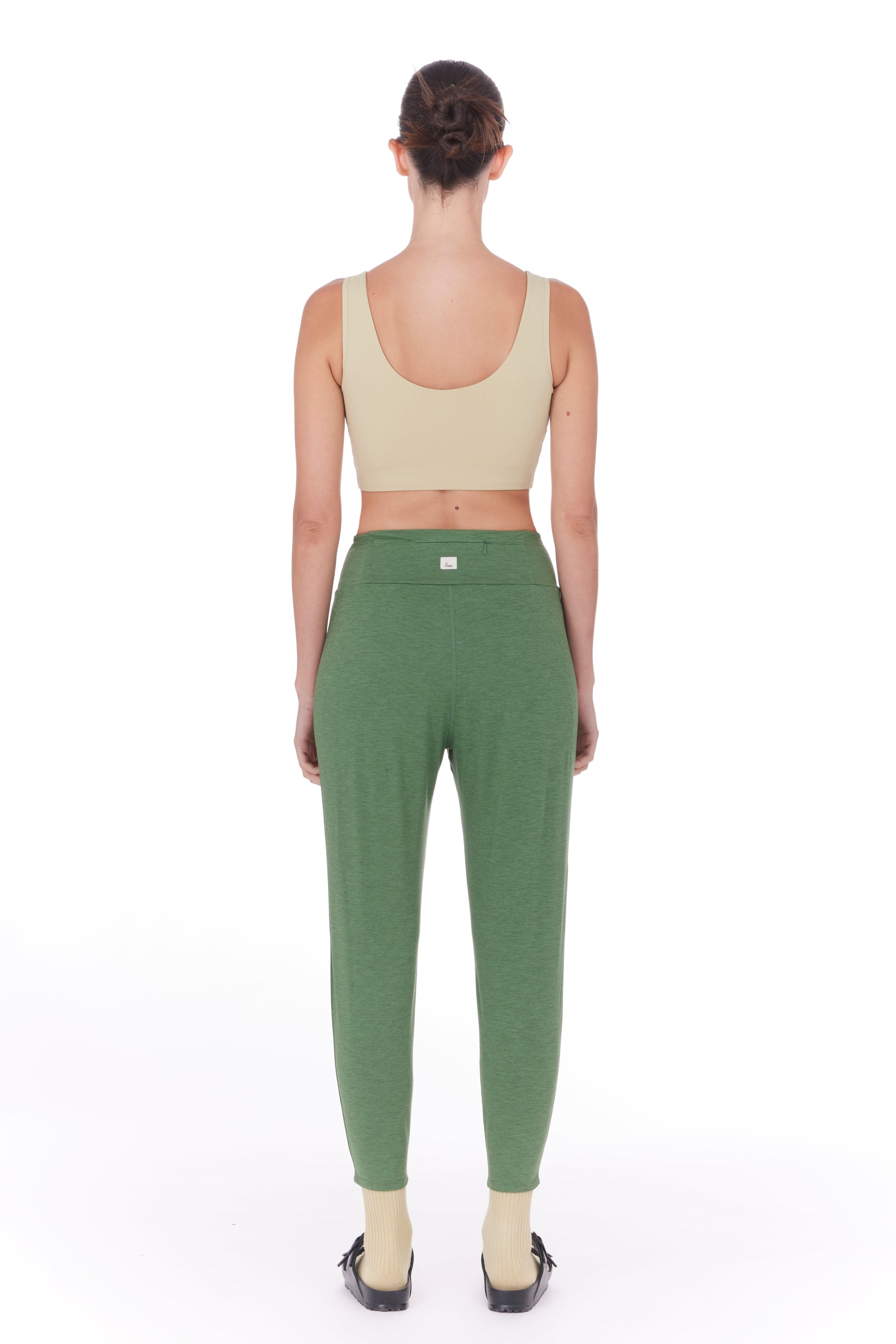 title:DAISETSU JOGGERS ;color:ELM GREEN 