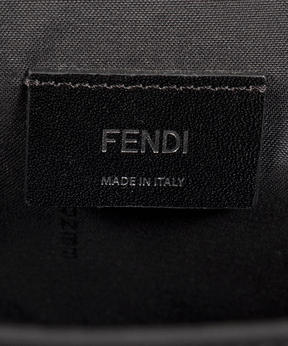 title:Fendi Large Black Grocery Tote with Apple Design;color:Black