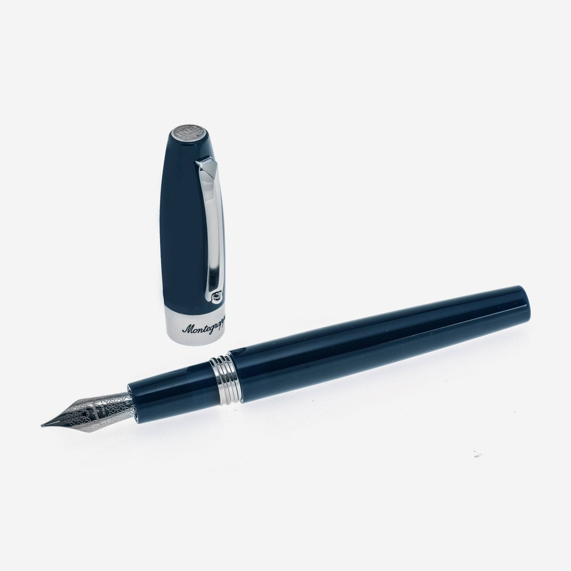 Montegrappa Fortuna Fountain Pen (M) ISFOR3PD - THE SOLIST - Montegrappa