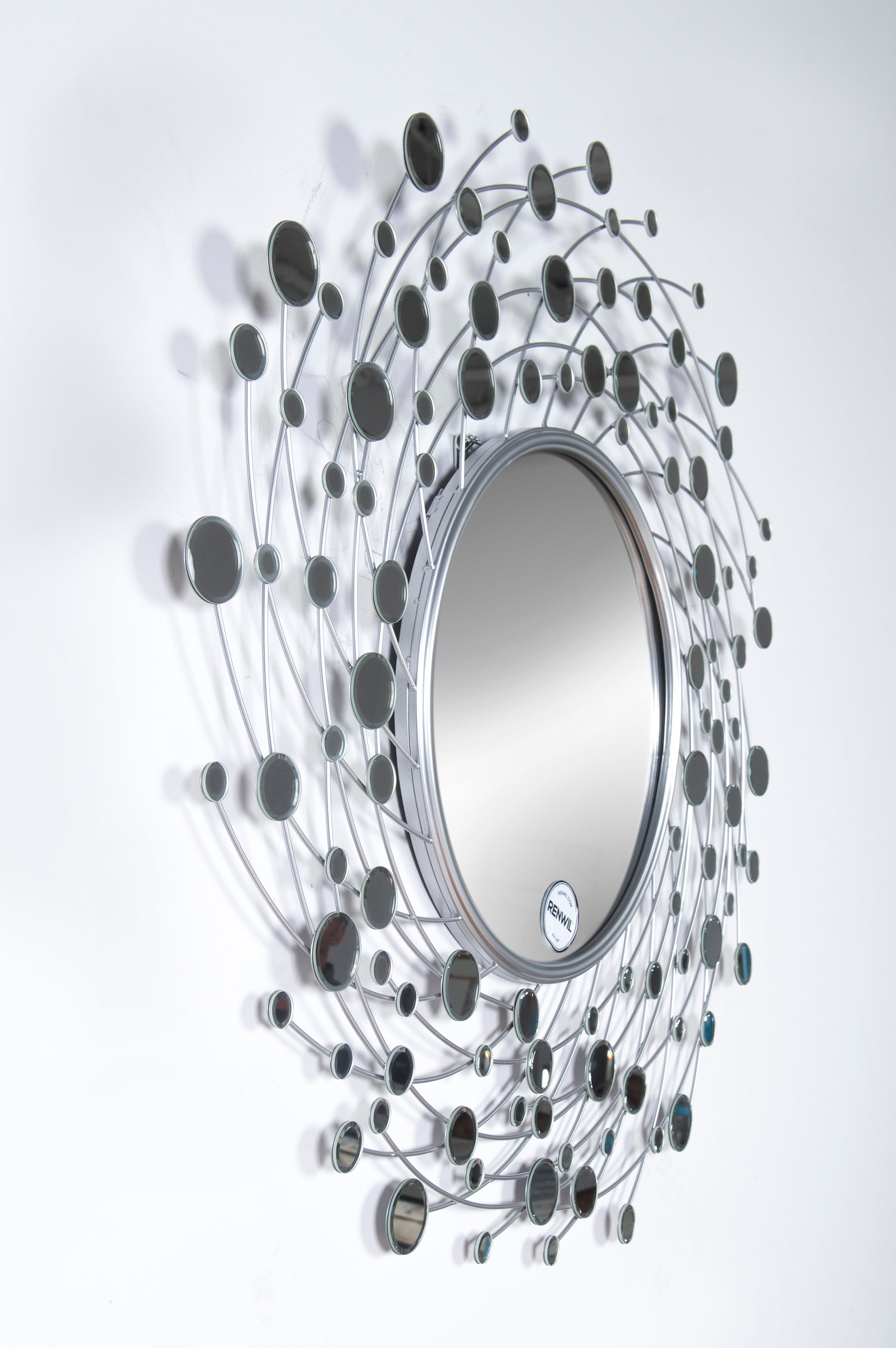 title:Como Mirror;color:Silver