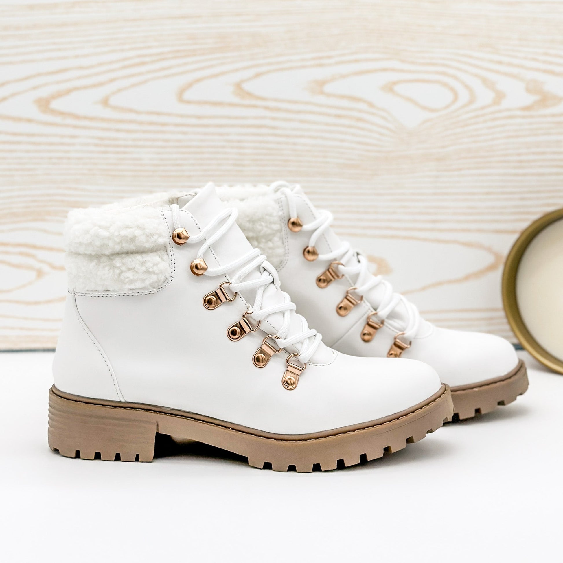 Pinkas Bootie in White - Rural Haze