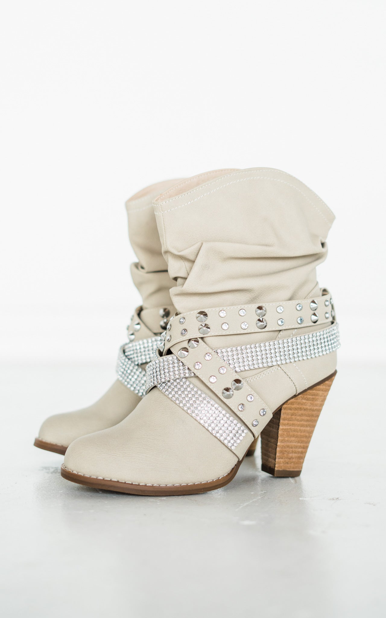 Short Change Booties in Cream - Rural Haze